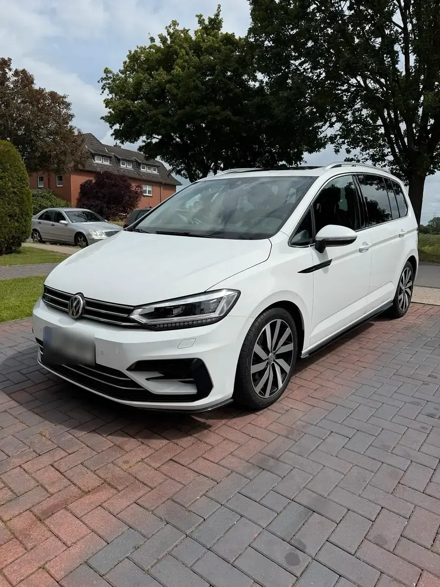Gebraucht VW Touran R-line 150 PS (110 kW) 2017 Weiß Van / Kleinbus