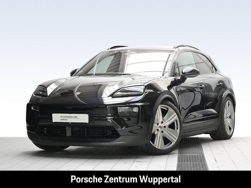 Tiefschwarzmetallic Gebraucht 2025 Porsche Macan SUV | 102.700 € (Teuer) - Bild 1/4