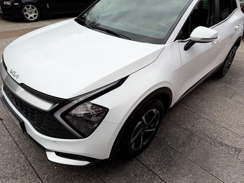 Gebraucht Kia Sportage Vision 150 PS (110 kW) 2022 Weiß SUV