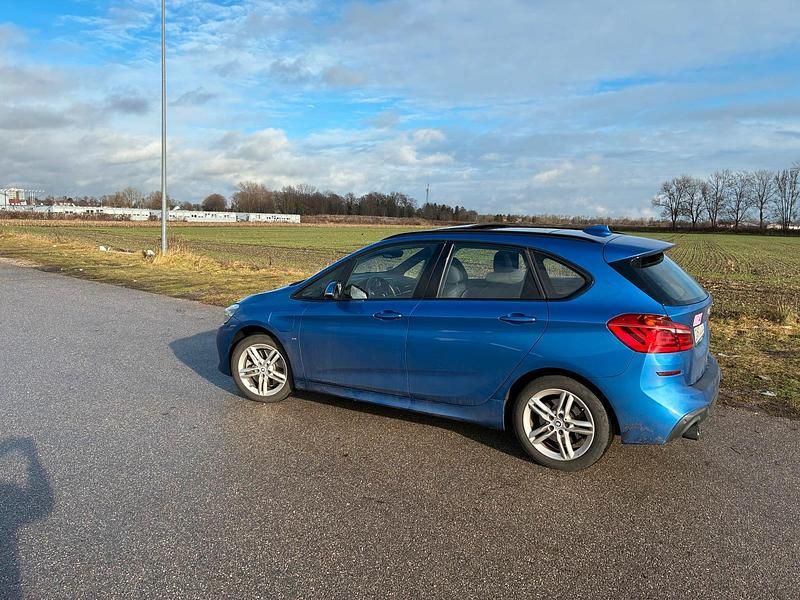 Gebraucht BMW 225 iPerformance 224 PS (164 kW) 2019 Blau Kombi