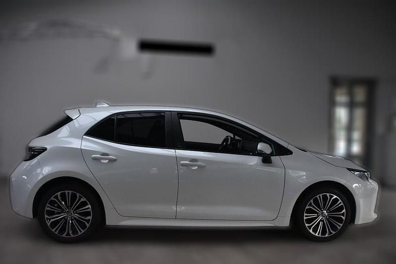 Gebraucht Toyota Corolla Hybrid Team 122 PS (89 kW) 2022 Weiß metallic