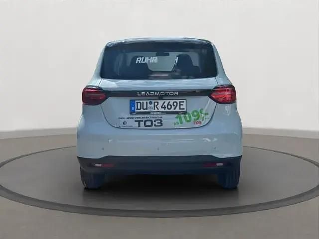 Neu Leapmotor T03 69 kW (95 PS) 2025 Blau Kleinwagen