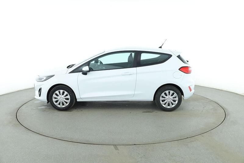 Gebraucht Ford Fiesta Cool & Connect 101 PS (74 kW) 2022 Weiß Limousine