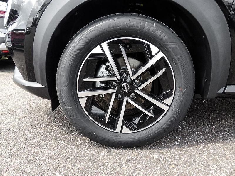 Gebraucht Nissan Juke N-Connecta 143 PS (105 kW) 2025 P) (schwarz SUV