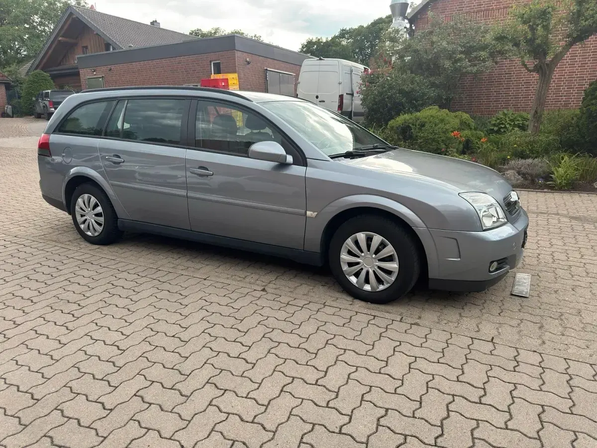 Gebraucht Opel Vectra 150 PS (110 kW) 2005 Grau Kombi
