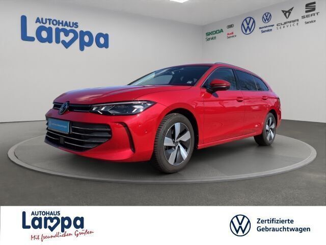 Rot Gebraucht 2024 VW Passat Business Kombi | 30.930 € (Superpreis) - Bild 1/4