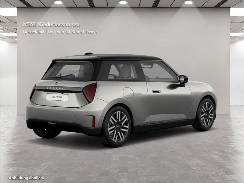 Gebraucht Mini Cooper Classic 135 kW (184 PS) 2024 Silber Kleinwagen