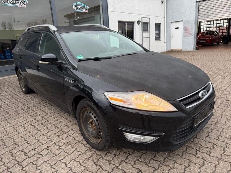 Gebraucht Ford Mondeo Trend 140 PS (102 kW) 2011 Schwarz Kombi