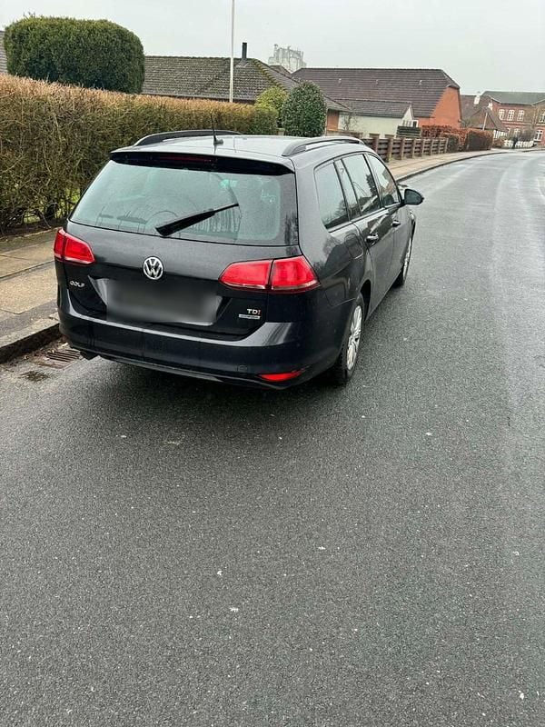 Gebraucht VW Golf VII Trendline 105 PS (77 kW) 2013 Schwarz Kombi