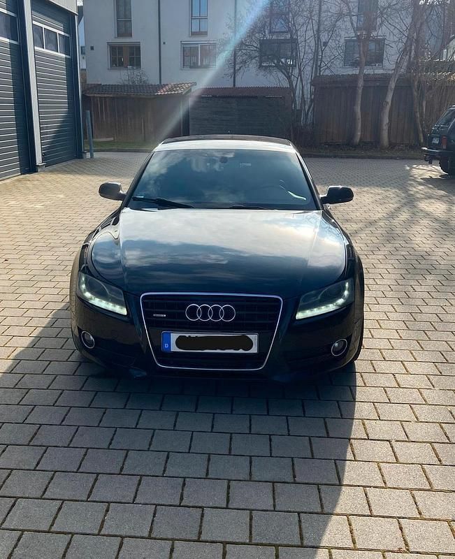 Schwarz Gebraucht 2010 Audi A5 Coupé | 10.000 € (Fairer Preis) - Bild 1/4