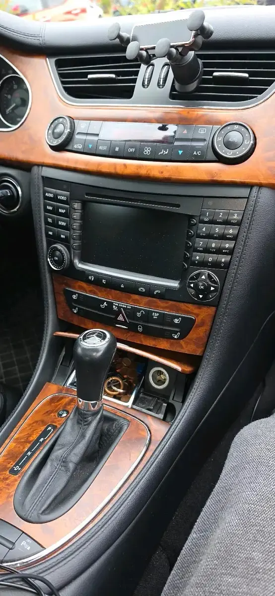 Gebraucht Mercedes CLS320 224 PS (164 kW) 2006 Silber Coupé