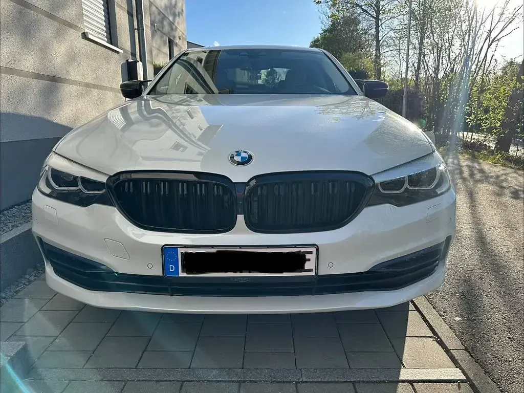 Używany BMW 530e iPerformance 252 KM (185 kW) 2019 Biały Sedan/Limuzyna