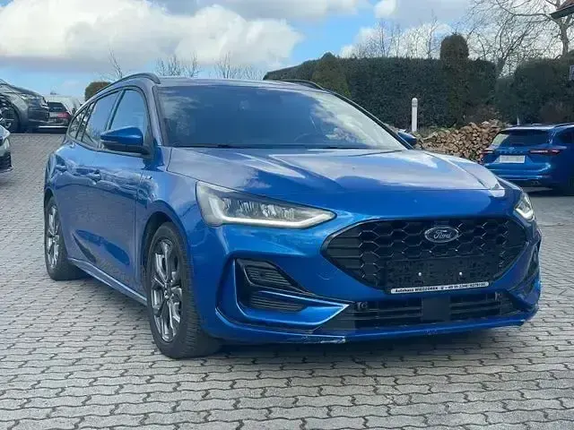 Usata Ford Focus ST-Line 116 CV (85 kW) 2025 Blu Berlina