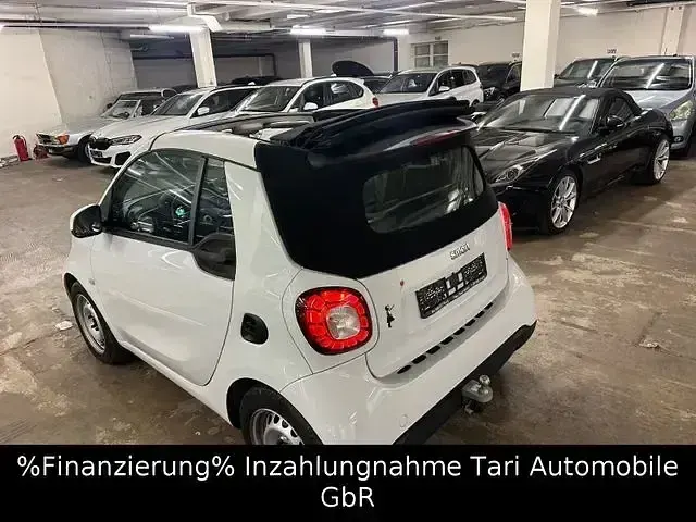 Gebraucht Smart ForTwo Cabrio Prime 90 PS (66 kW) 2018 Liquid paper Cabrio