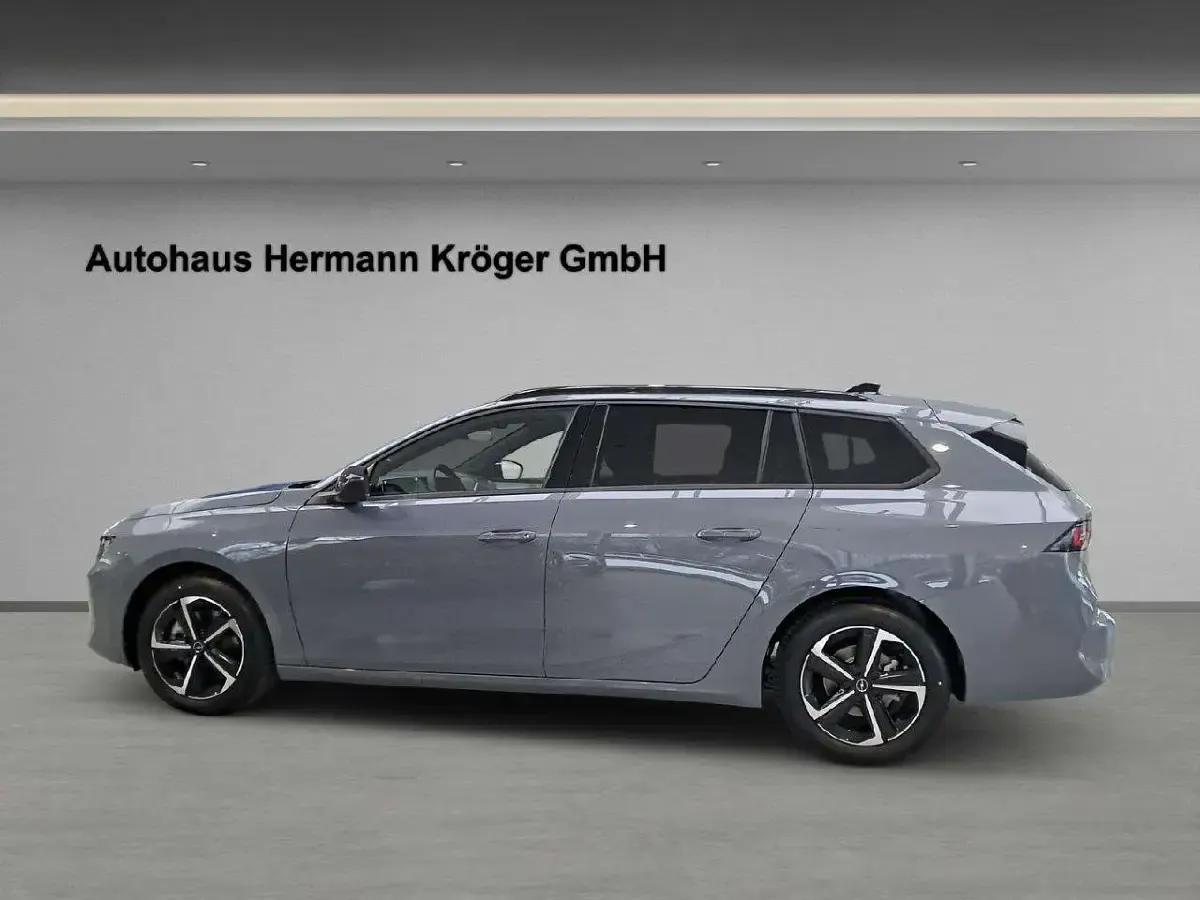 Neu Opel Astra Edition 136 PS (100 kW) 2026 Grafik grau Kombi