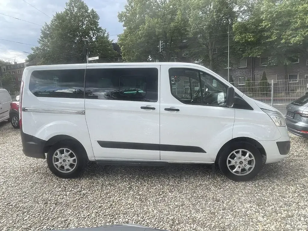 Gebraucht Ford Tourneo Custom Trend 101 PS (74 kW) 2014 Weiß Van