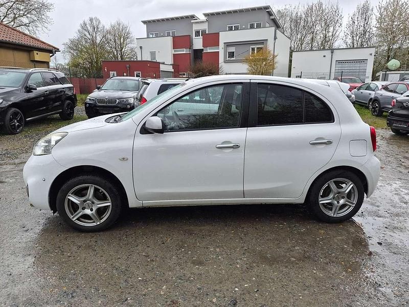 Gebraucht Nissan Micra Tekna 80 PS (58 kW) 2016 Weiß Kleinwagen