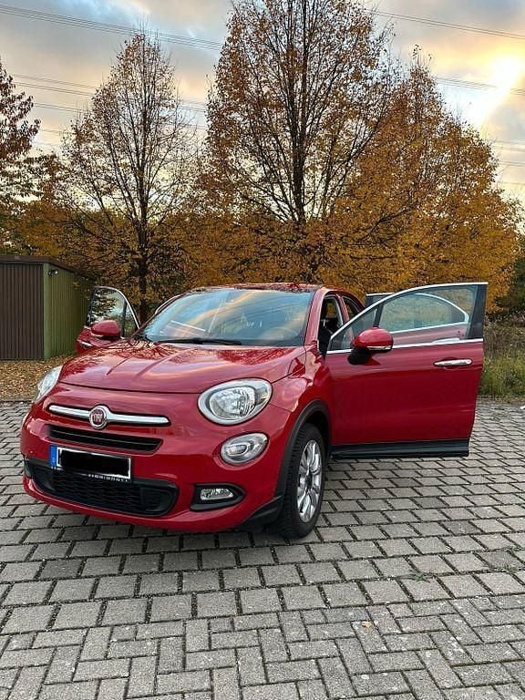 Rot Gebraucht 2016 Fiat 500X Pop Star SUV | 10.449 € (Fairer Preis) - Bild 1/4