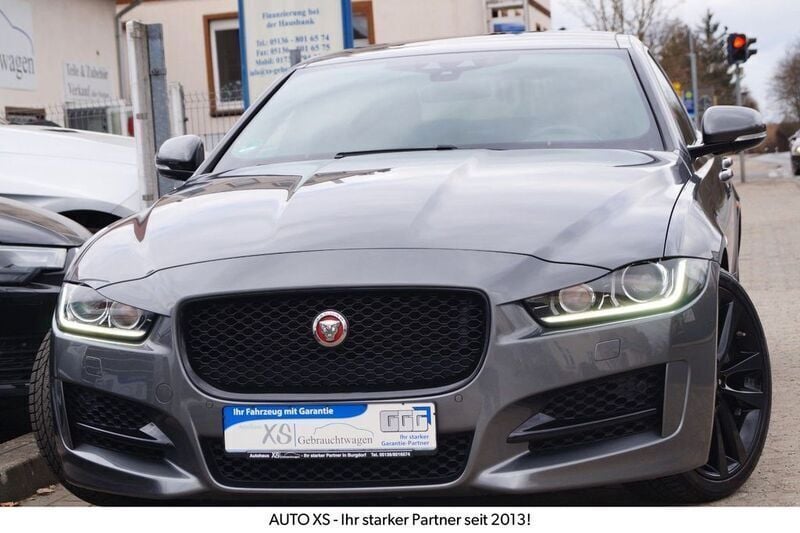 Grau Gebraucht 2017 Jaguar XE R-Sport Limousine | 14.990 € (Guter Preis) - Bild 1/4
