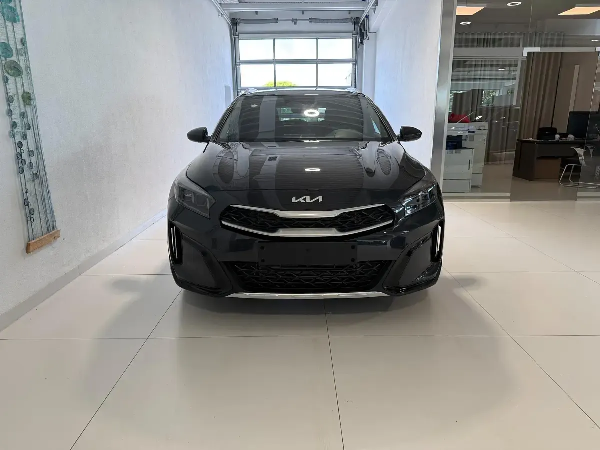 Neu Kia XCeed City 150 PS (110 kW) 2026 Dark penta metal SUV