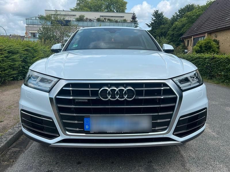 Weiß Gebraucht 2019 Audi Q5 S-Line SUV | 29.900 € (Guter Preis) - Bild 1/4