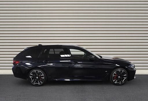 Gebraucht BMW 540 Shadowline 333 PS (244 kW) 2023 Schwarz Kombi