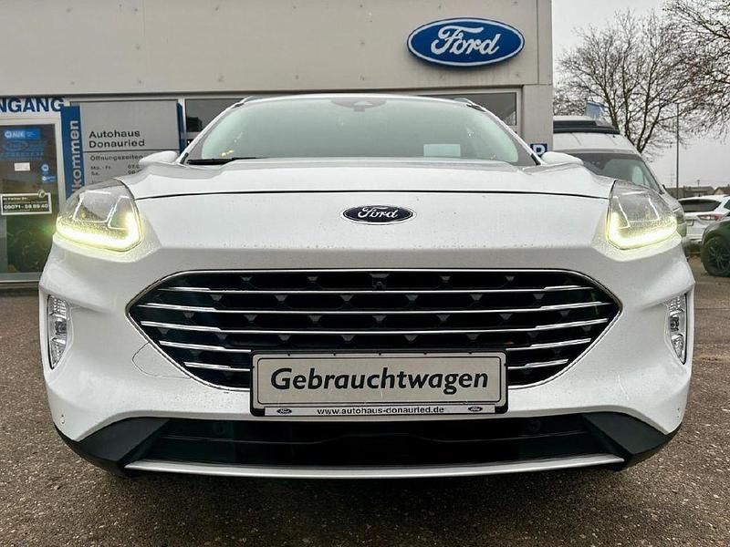 Gebraucht Ford Kuga Titanium 224 PS (164 kW) 2022 Frostweiß SUV