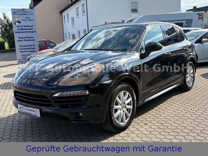 Schwarz Gebraucht 2013 Porsche Cayenne SUV | 23.990 € (Teuer) - Bild 1/4
