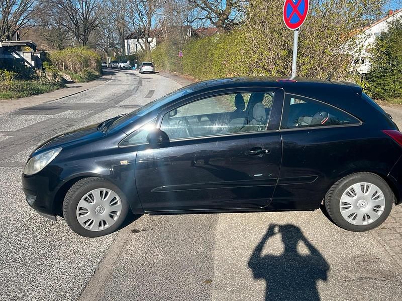 Second-hand Opel Corsa 77 CP (56 kW) 2007 Negru Hatchback