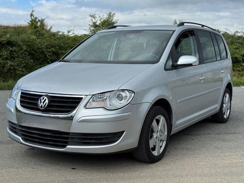 Gebraucht VW Touran 140 PS (102 kW) 2008 Silber Van / Kleinbus