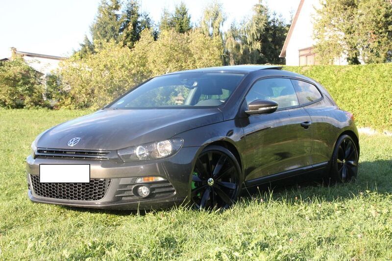 Braun Gebraucht 2011 VW Scirocco Edition Coupé | 9.800 € (Guter Preis) - Bild 1/4
