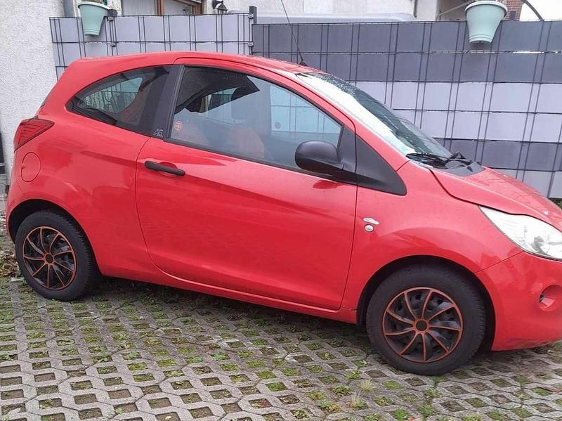 Gebraucht Ford Ka Trend 69 PS (50 kW) 2009 Rot Limousine