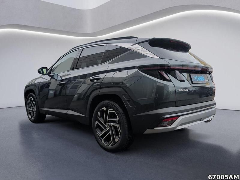 Neu Hyundai Tucson Prime 150 PS (110 kW) 2026 Grün SUV
