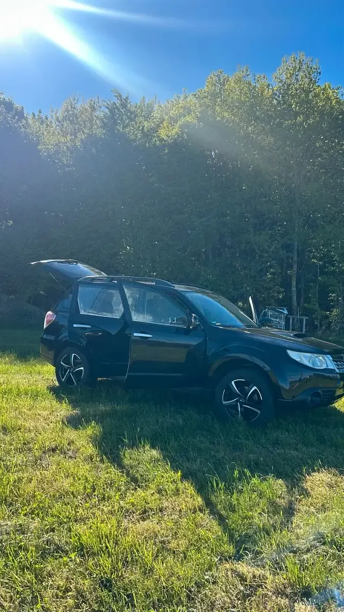 Second-hand Subaru Forester 150 CP (110 kW) 2012 Negru SUV