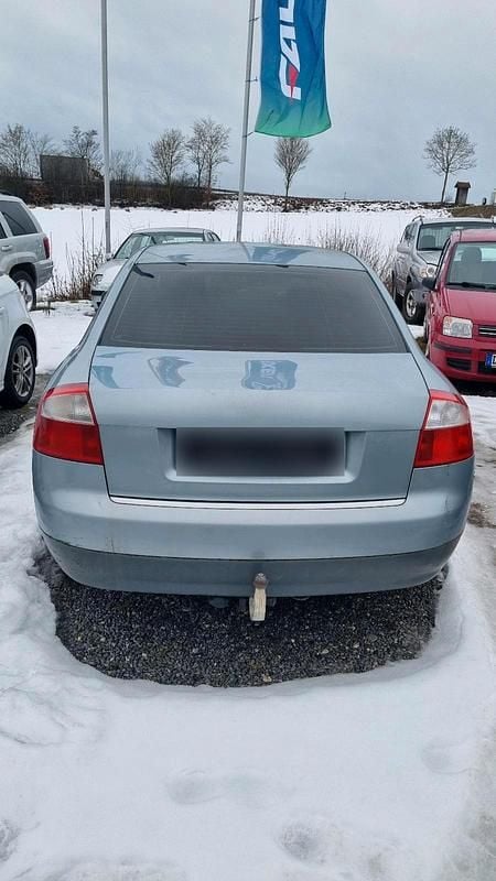 Gebraucht Audi A4 130 PS (95 kW) 2002 Blau Limousine