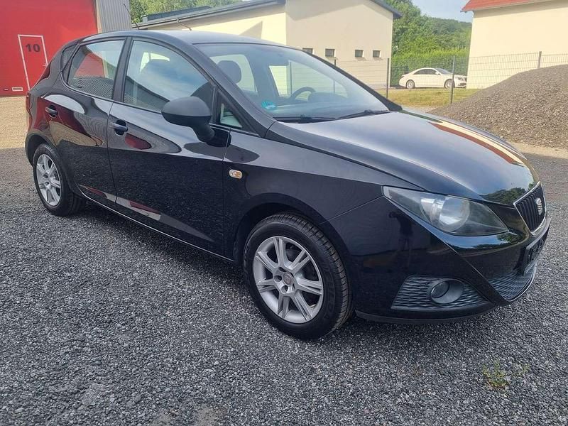 "universo" schwarz Gebraucht 2011 Seat Ibiza Reference Kleinwagen | 3.999 € (Fairer Preis) - Bild 1/4