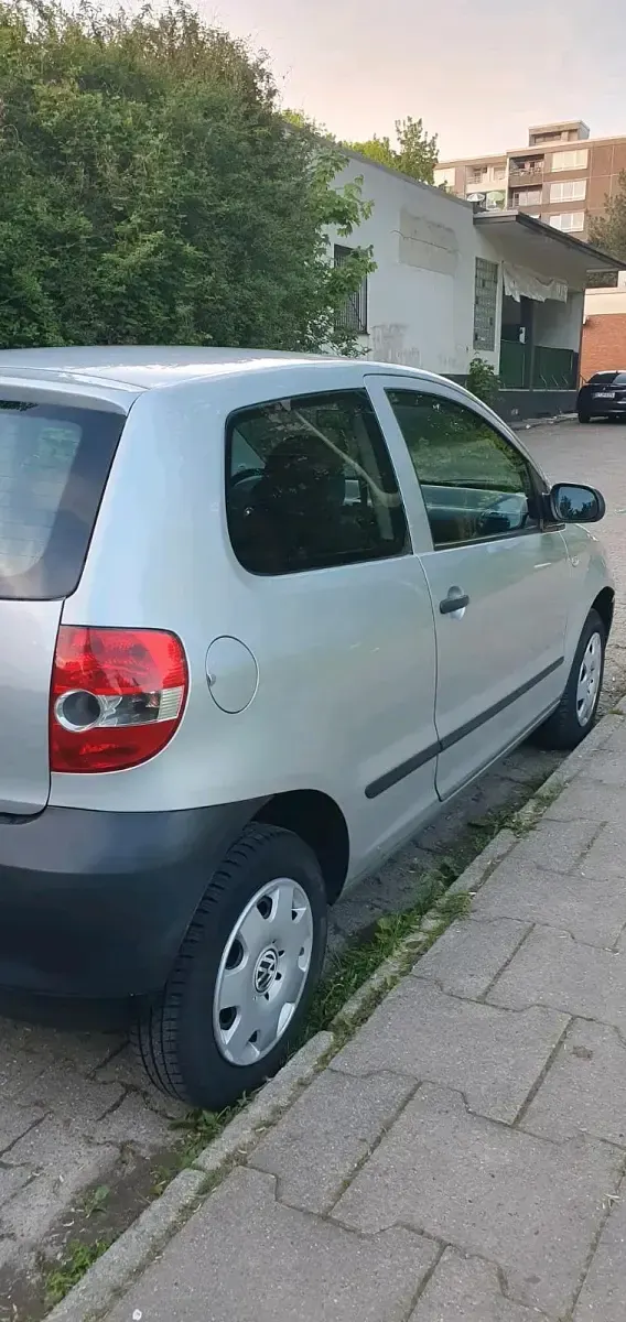 Gebraucht VW Fox 75 PS (55 kW) 2007 Silber Kleinwagen