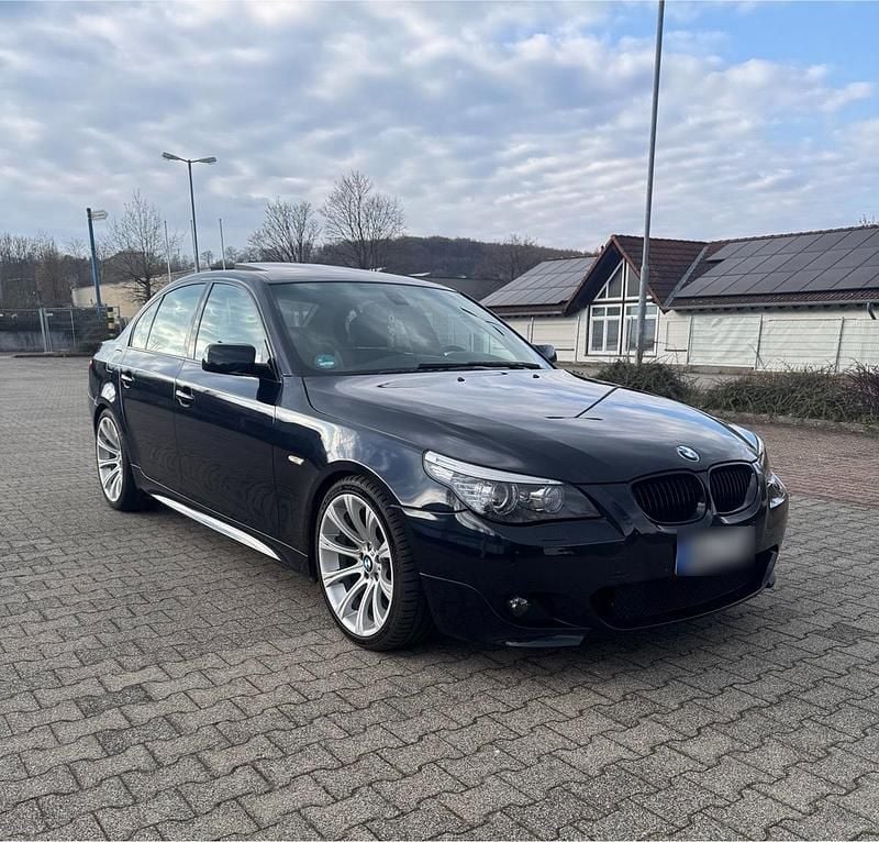 Gebraucht BMW 525 Shadowline 218 PS (160 kW) 2008 Schwarz Limousine