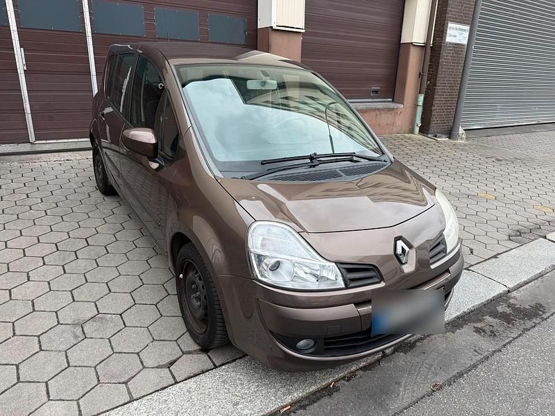 Gebraucht Renault Modus 103 PS (75 kW) 2011 Braun Van / Kleinbus
