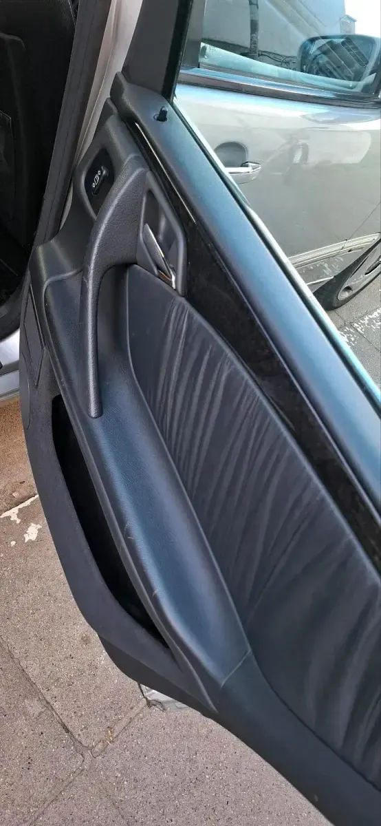 Gebraucht Mercedes E240 170 PS (125 kW) 2000 Grau Kombi