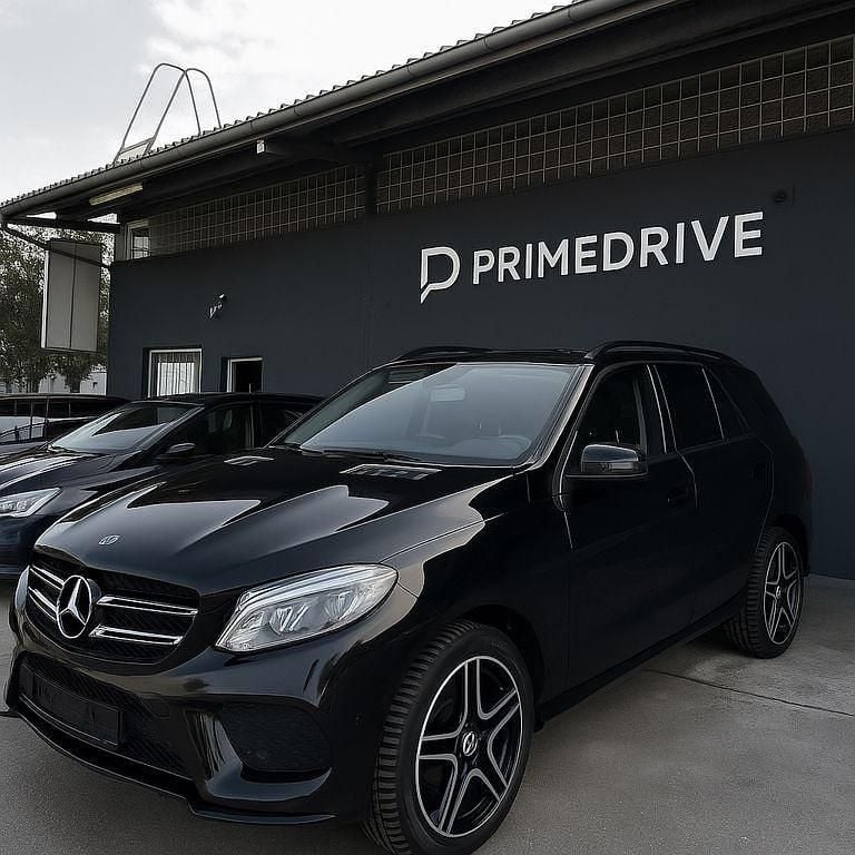 Schwarz Gebraucht 2018 Mercedes GLE350 AMG line SUV | 34.900 € (Superpreis) - Bild 1/4