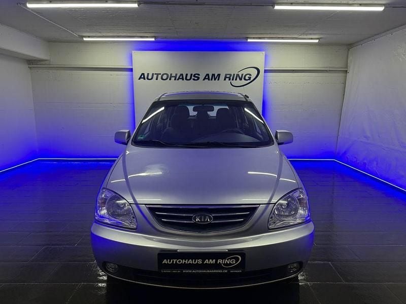 Gebraucht Kia Carens EX 113 PS (83 kW) 2006 Silber Van / Kleinbus