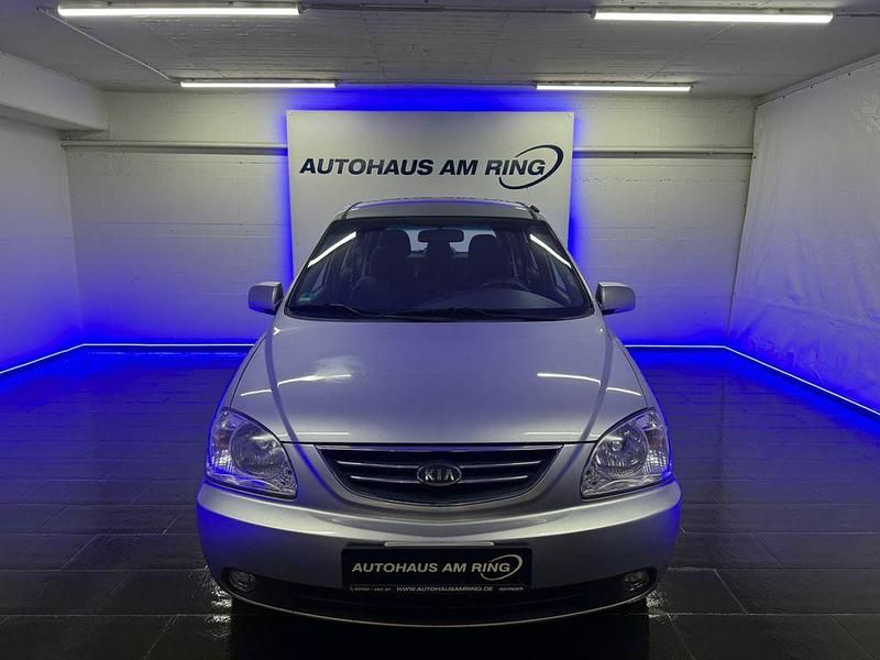 Silber Gebraucht 2006 Kia Carens EX Van / Kleinbus | 1.999 € (Fairer Preis) - Bild 1/4