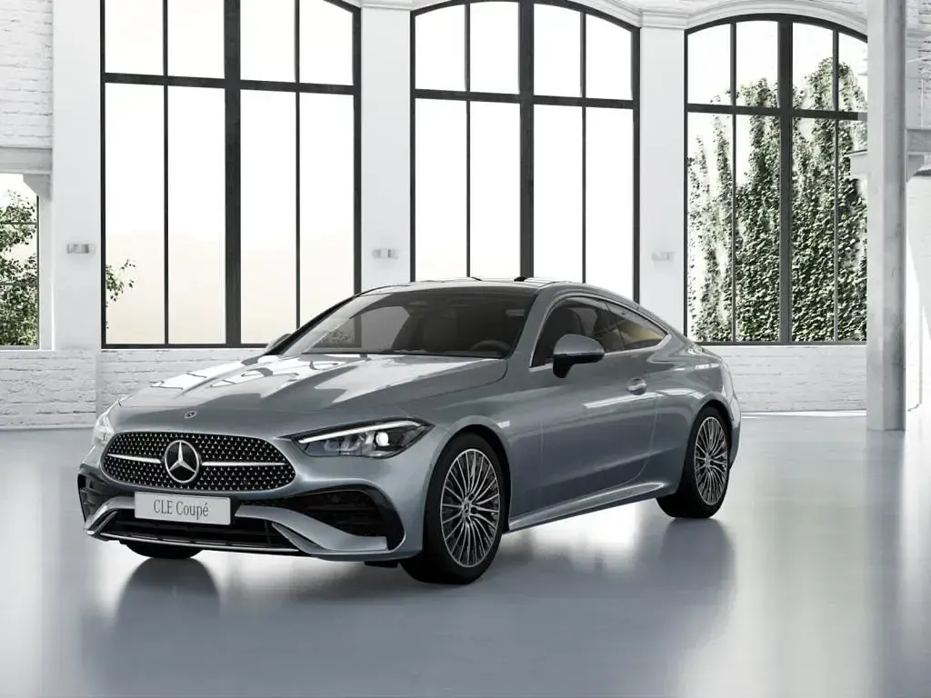 Gebraucht Mercedes 180 AMG 170 PS (125 kW) 2025 Limousine