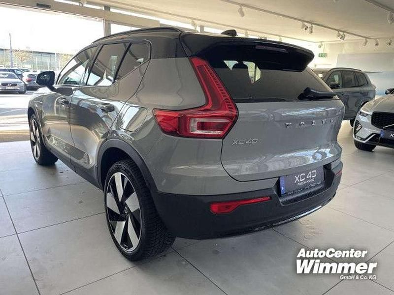 Gebraucht Volvo XC40 185 kW (252 PS) 2024 Farbe: grau SUV