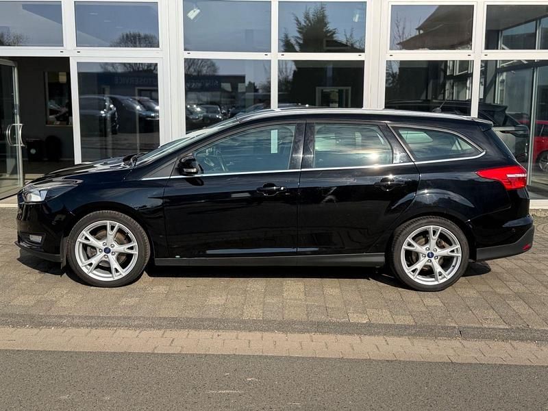 Gebraucht Ford Focus Cool & Connect 150 PS (110 kW) 2018 Schwarz Kombi