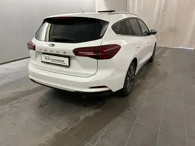 Gebraucht Ford Focus Titanium X 225 PS (165 kW) 2023 Frozen white Kombi