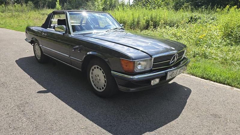 Blau Gebraucht 1987 Mercedes SL300 Cabrio | 60.000 € - Bild 1/4