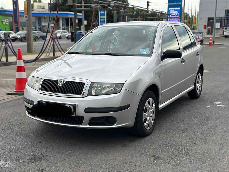Silber Gebraucht 2006 Skoda Fabia Kleinwagen | 1.699 € (Teuer) - Bild 1/4