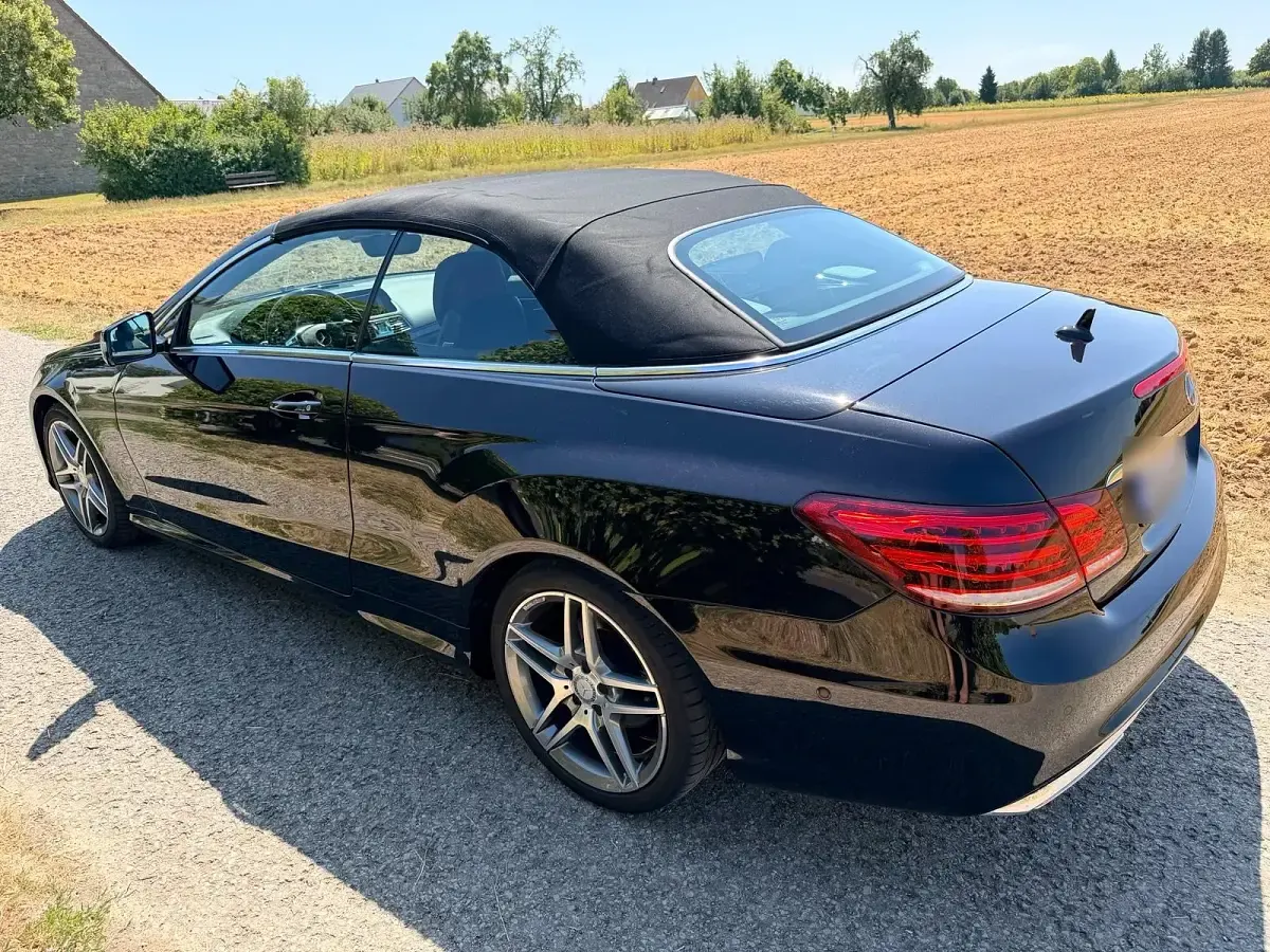 Gebraucht Mercedes E250 AMG 211 PS (155 kW) 2014 Schwarz Cabrio